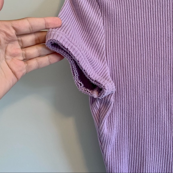 Urban Outfitters Ribbed T-Shirt - Picture 7 of 9